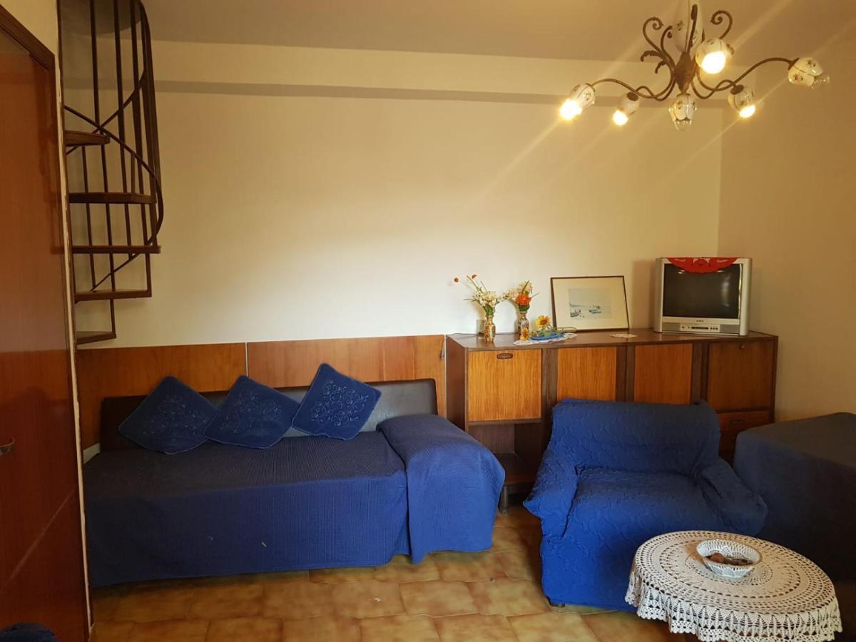 ブローロCasa Tranquilla E Luminosa Con Terrazzo A Due Passi Dal Mareアパートメント エクステリア 写真