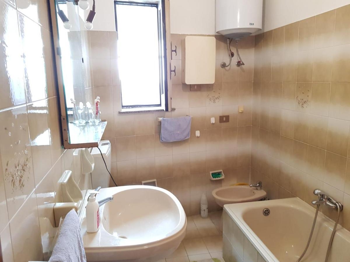 ブローロCasa Tranquilla E Luminosa Con Terrazzo A Due Passi Dal Mareアパートメント エクステリア 写真